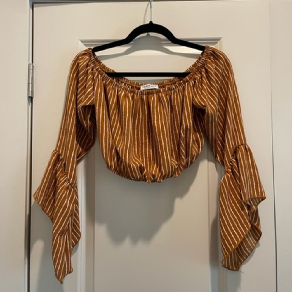 Fashion Nova 70s Bell Sleeve Crop Top